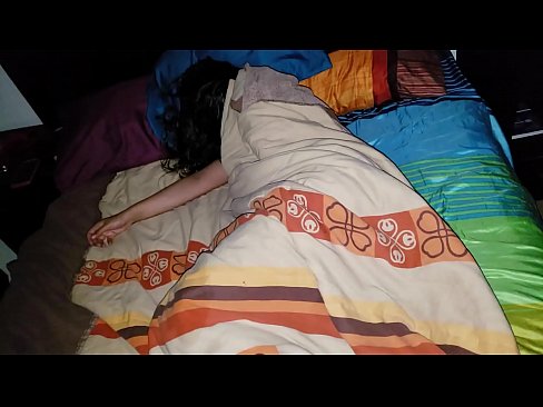 ❤️ Ny zananikely manenjika ny renikeliny tanora rehefa matory izy. ☑ Voasary vetaveta vita an-trano amin'ny pôrnôgrafia mg.pornhdvideos.ru ☑